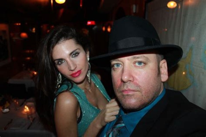 Benjy Bronk Wiki, Married, Wife, Girlfriend, Split, Salary, Net Worth, Fired