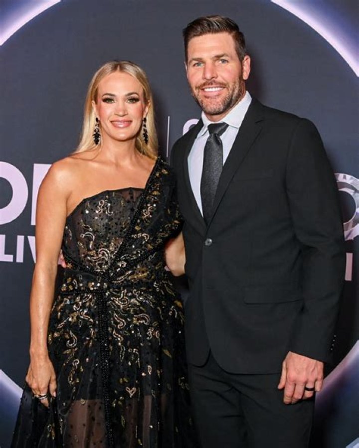 Carrie Underwood is Expecting her First Child