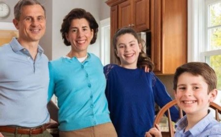 Gina Raimondo Bio, Age, Facts, Husband, Net worth, Kids