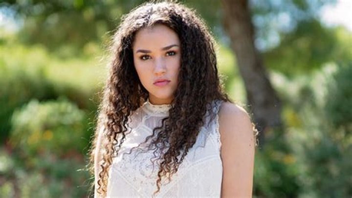 Is Gracie Haschak Adopted? And Other Answers of the Middle Haschak Sister