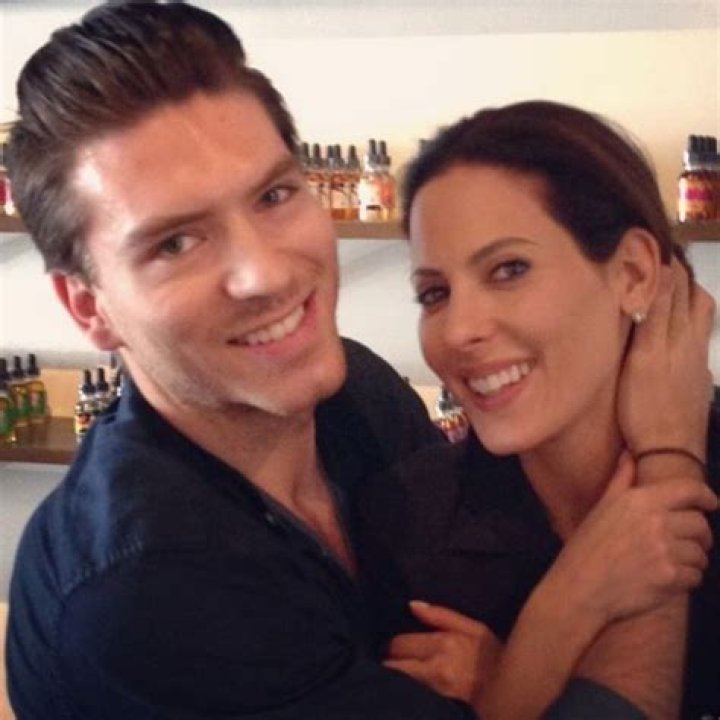 Kerri Kasem Married, Husband, Boyfriend, Dating, Net Worth