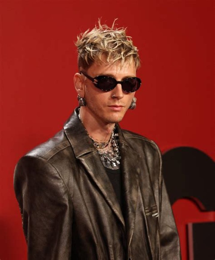 Machine Gun Kelly had 'no one to turn to' during Megan Fox's tragic miscarriage