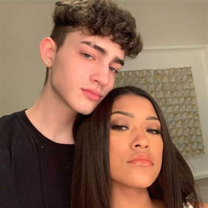 Reed Woehrle's Social Media Fame Halting with Breakup from Girlfriend? Check Out His Bio, Net Worth & Relationship Details