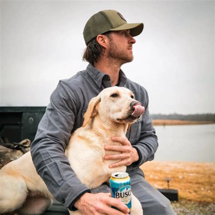 Riley Green Pets - Celebrity Pets