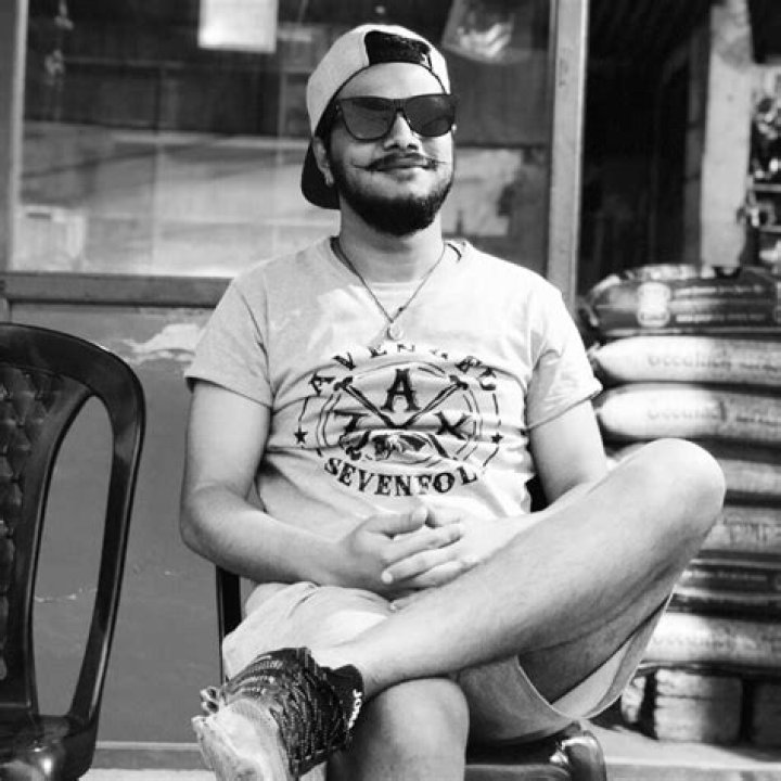 Ryan Gosling Net Worth: Earnings & Lifestyle