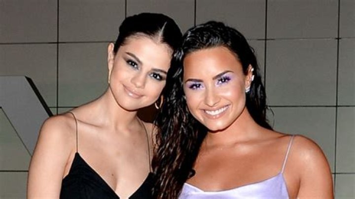 Selena Gomez is Glad She and Demi Lovato are Friends Again