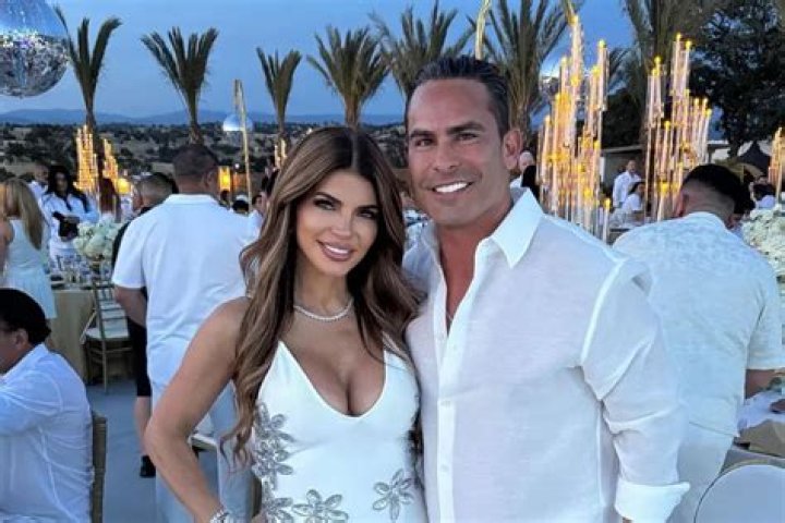 Teresa Guidice and New Boyfriend: A Proposal on the Way?