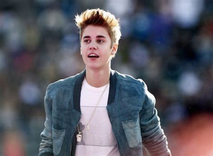 The Best Covers of Justin Bieber’s “Down to Earth”