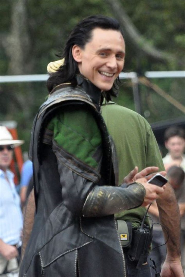 Tom Hiddleston Net Worth